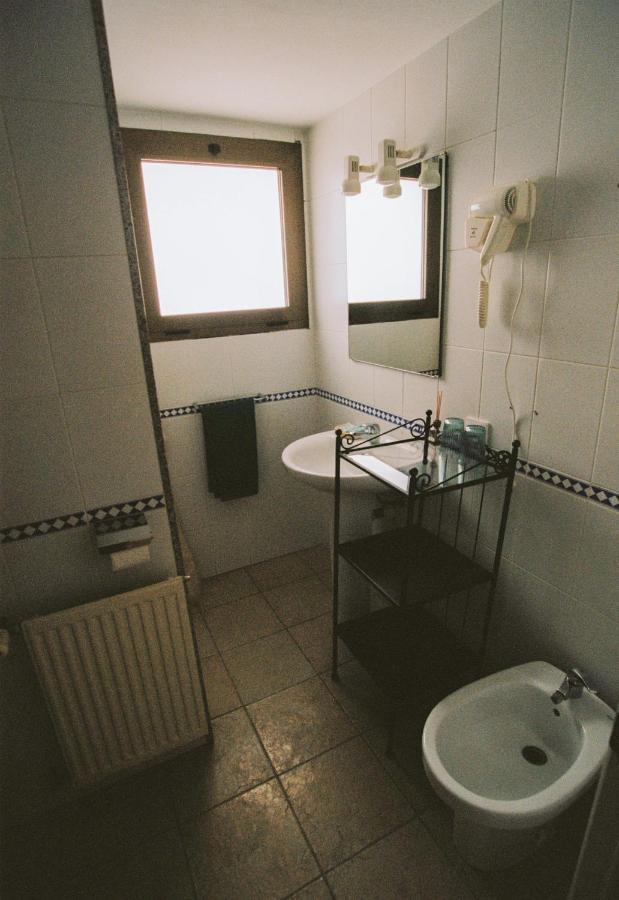 Hostal De L'Aigua Sant Llorenc de la Muga Extérieur photo